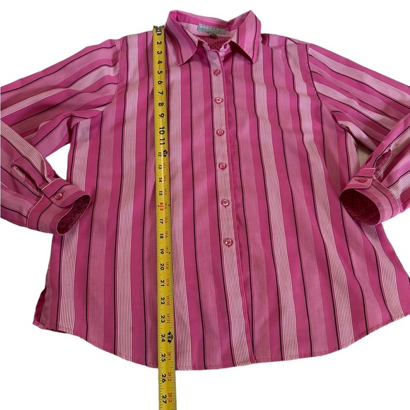 Wrinkle Free Shaped Fit Collared Button Down Long Sleeve Shirt Top Size 12P - Picture 9 of 17